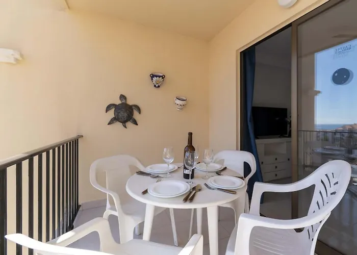 Castle Harbour 8 * Los Cristianos (Tenerife)