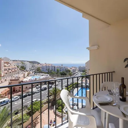 Lägenhet Castle Harbour 8 *